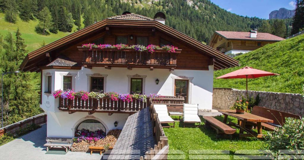 Residence Merk Selva di Val Gardena Exterior photo