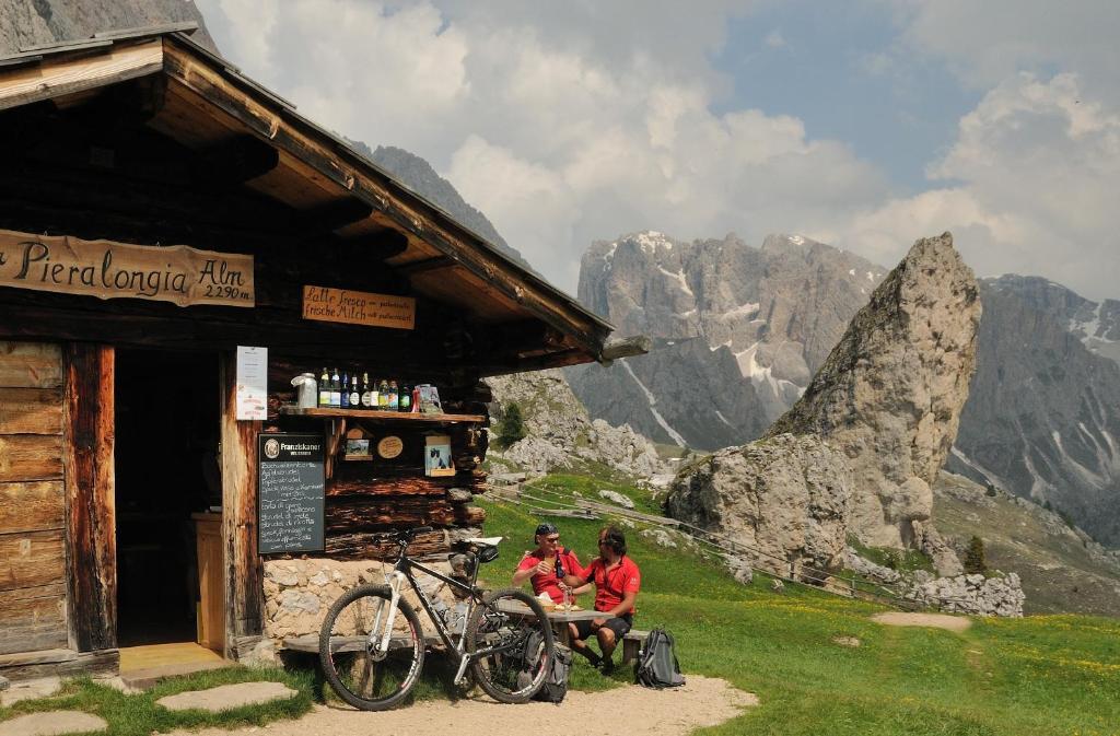 Residence Merk Selva di Val Gardena Exterior photo